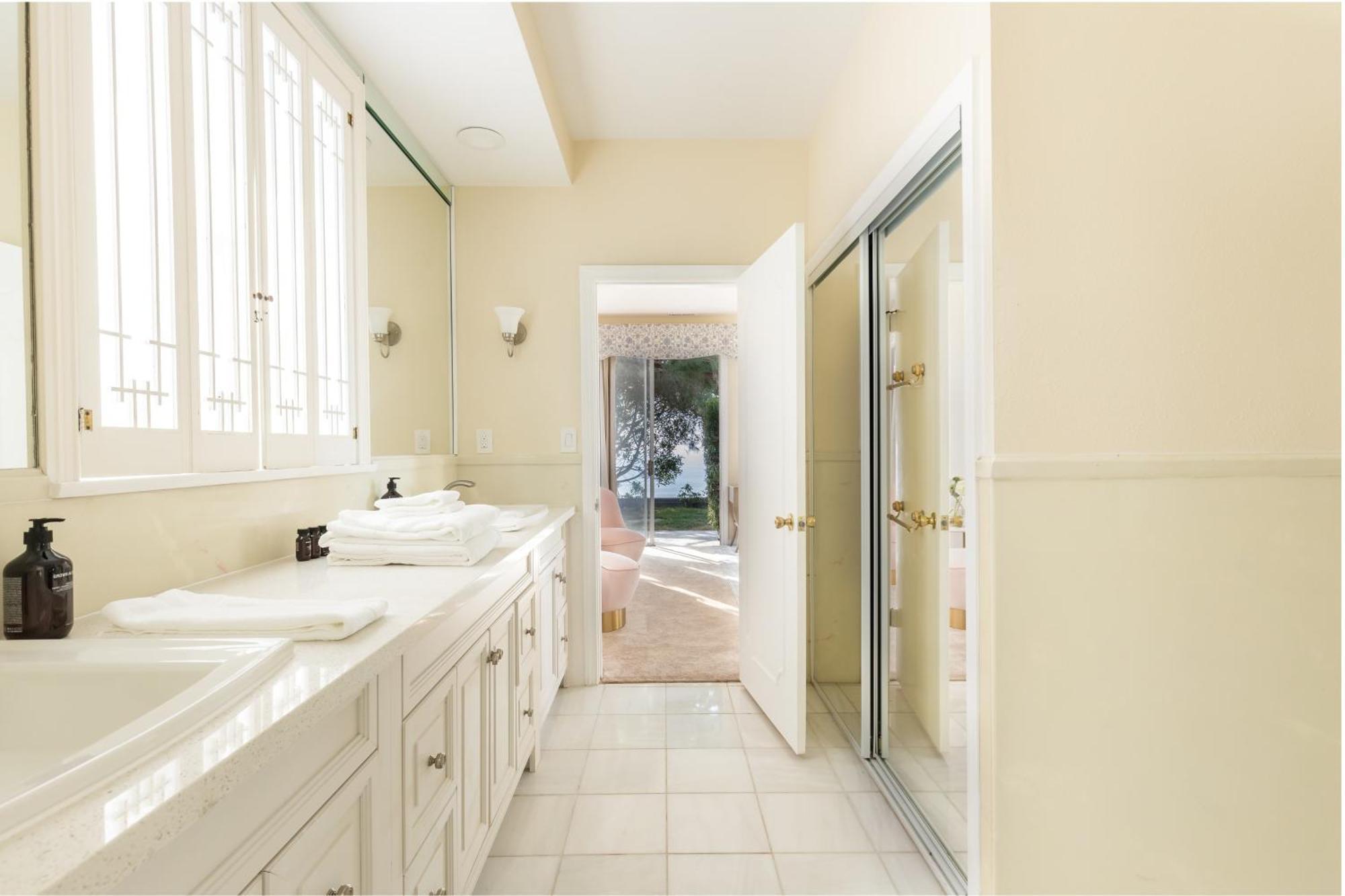 Holiday home Vista By Avantstay Stunning Estate W Views Of The Pacific Ocean Pool Spa